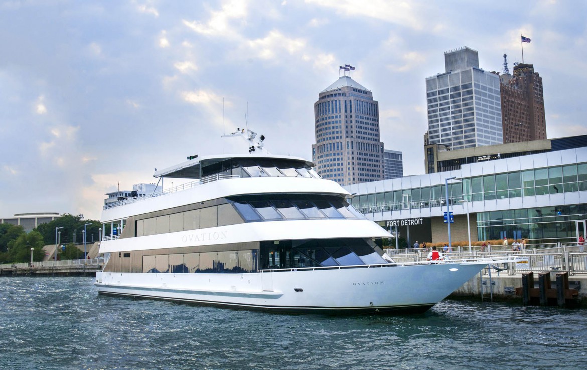 yacht for rent detroit